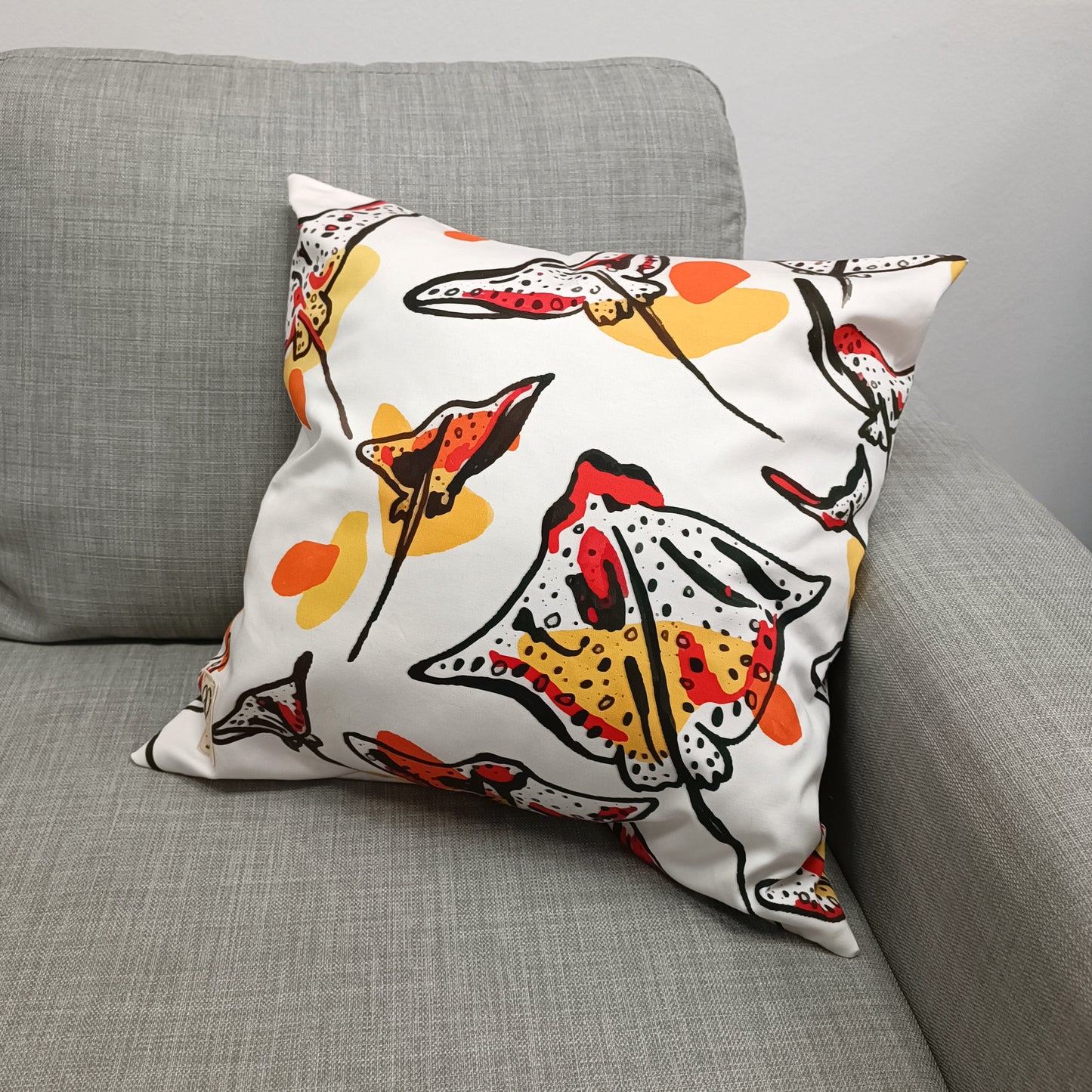 Decorative pillowcase - Eagle ray I